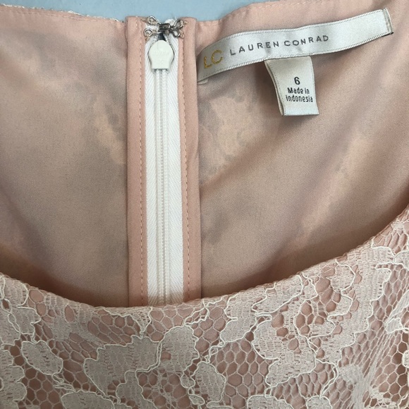 LC Lauren Conrad lace dress size 6 - Picture 7 of 10
